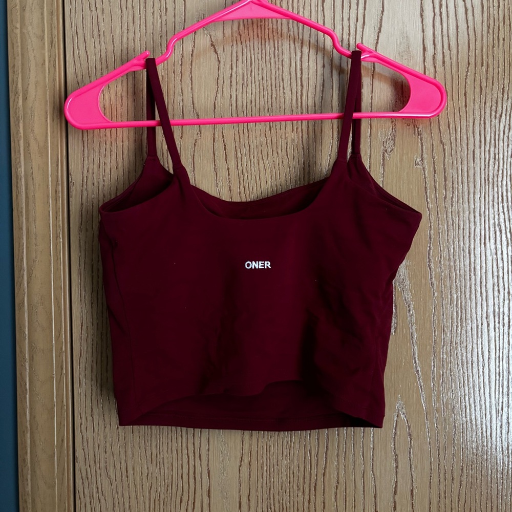 Oner active strappy mid vest - ruby red - size medium